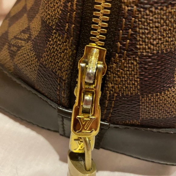 Louis Vuitton Bag “Authentic “Louis Vuitton Damier Ebene Alma - Picture 11 of 16